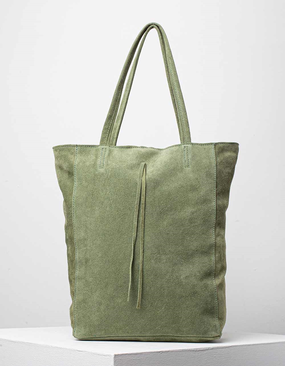 Εικόνα από Δερμάτινη τσάντα με διακοσμητικά κορδόνια Πράσινο