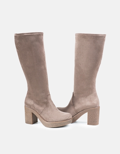 Εικόνα της Μονόχρωμες μπότες Ελληνικής Κατασκευής με τετράγωνο τακούνι Πούρο