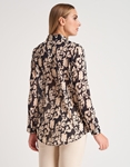 Εικόνα από Πουκάμισο με boho pattern και κρυφά κουμπιά Μπεζ