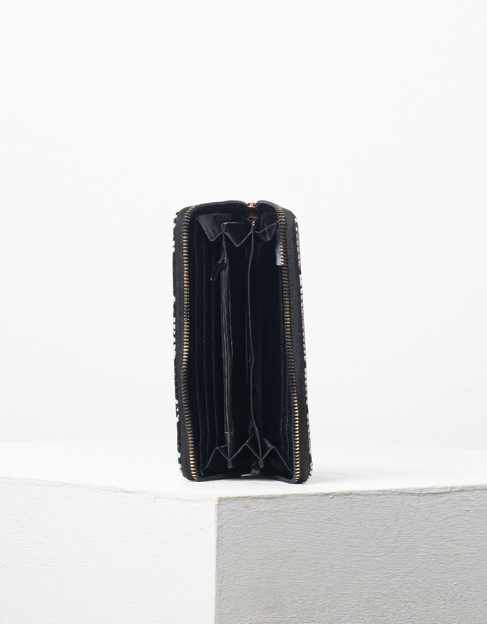 Εικόνα από Γυναικείο πορτοφόλι με snake print Μπεζ