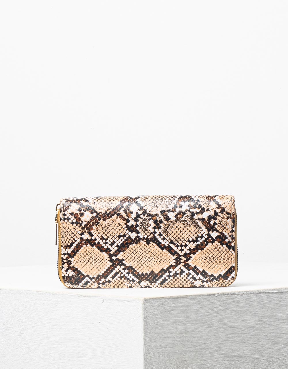 Εικόνα από Γυναικείο πορτοφόλι με snake print Μπεζ