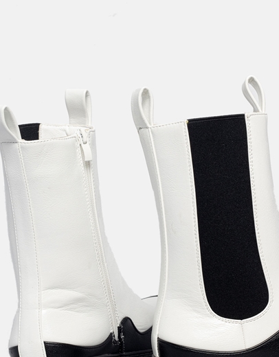 Εικόνα της Μποτάκια με λάστιχο στο πλάι και διχρωμία Λευκό