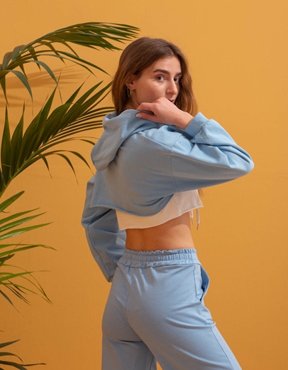 Εικόνα της Crop φούτερ με τοπάκι Σιέλ