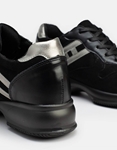 Εικόνα από Γυναικεία sneakers suede με λεπτομέρεια στο πλάι Μαύρο