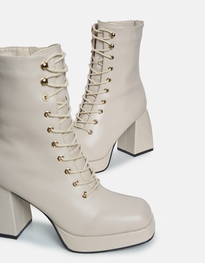 Εικόνα της Μποτάκια με τετράγωνο τακούνι και κορδόνια Μπεζ