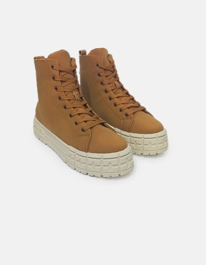 Εικόνα της Μποτάκια με διπλή σόλα και πορτοφολάκι Κάμελ