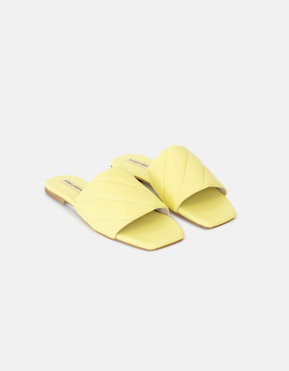 Εικόνα από Δερμάτινα σανδάλια με διακοσμητικά γαζιά Κίτρινο