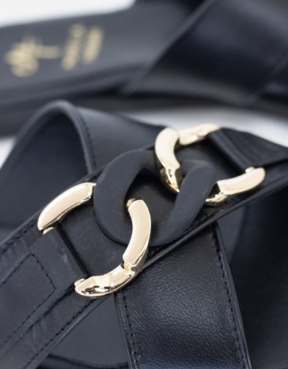 Εικόνα της Δερμάτινα σανδάλια με χιαστί σχέδιο και αλυσίδα Μαύρο