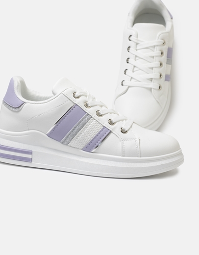 Εικόνα της Sneakers με διχρωμία και λεπτομέρεια από strass Λευκό/Μωβ