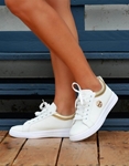Εικόνα από Basic sneakers με μεταλλικές λεπτομέρειες Λευκό/Χρυσό