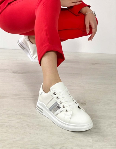 Εικόνα της Sneakers με διχρωμία και λεπτομέρεια από strass Λευκό/Ασημί