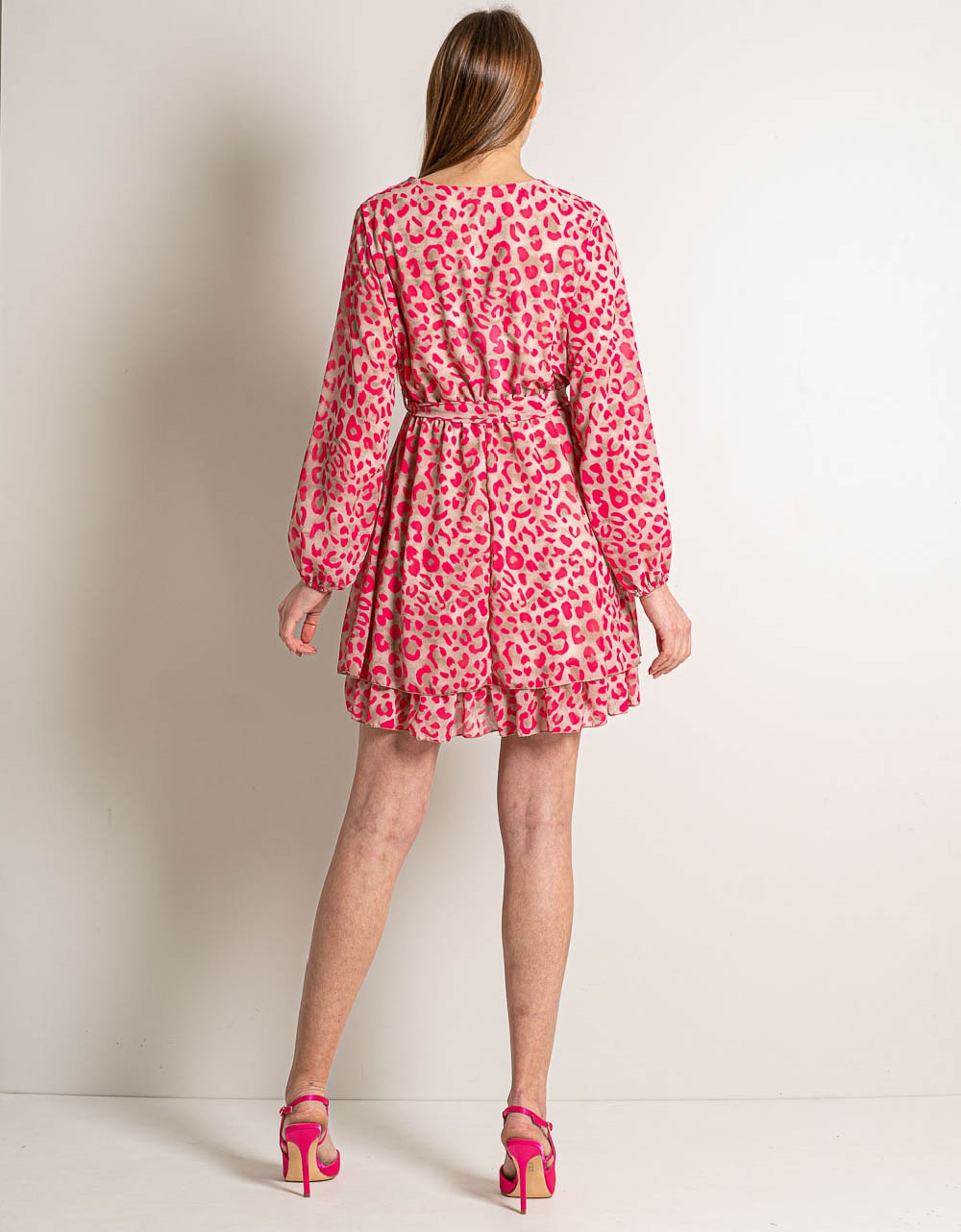 Εικόνα από Κρουαζέ μίνι φόρεμα με print και ζωνάκι Μπεζ