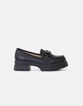 Εικόνα από Loafers μονόχρωμα με διακοσμητική αγκράφα Μαύρο
