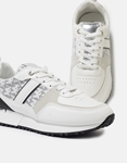 Εικόνα από Basic sneakers με μεταλλική λεπτομέρεια Λευκό/Μαύρο