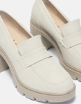 Εικόνα από Suede loafers μονόχρωμα με τετράγωνο τακούνι Πάγου