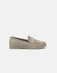 Εικόνα από Μονόχρωμα flat loafers σε απλή γραμμή Πούρο