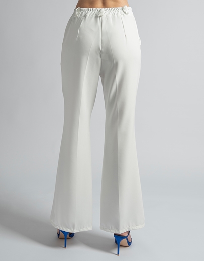 Εικόνα της Σετ μονόχρωμο σακάκι και flared παντελόνι Λευκό