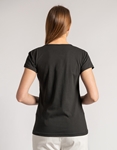 Εικόνα από Basic βαμβακερή κοντομάνικη μπλούζα μονόχρωμη Μαύρο
