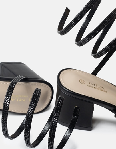 Εικόνα της Lace up μονόχρωμα χαμηλά πέδιλα από strass Μαύρο