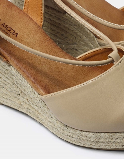 Εικόνα της Εσπαντρίγιες με δέσιμο lace up Nude