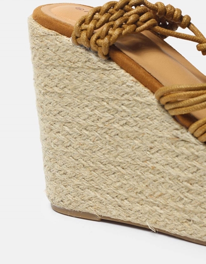 Εικόνα της Πλατφόρμες εσπαντρίγιες με πλεκτά λουριά Κάμελ