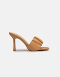 Εικόνα από Γυναικεία mules με frilled φάσα Nude