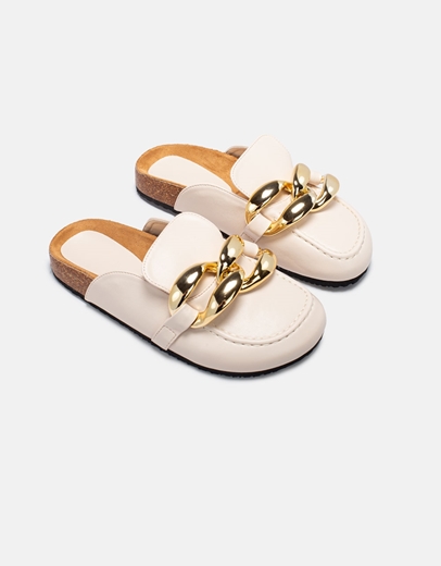 Εικόνα της Clogs με μεταλλική αγκράφα Μπεζ