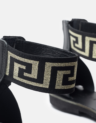 Εικόνα της Δερμάτινα flat σανδάλια με μοτίβο μαιάνδρου Μαύρο