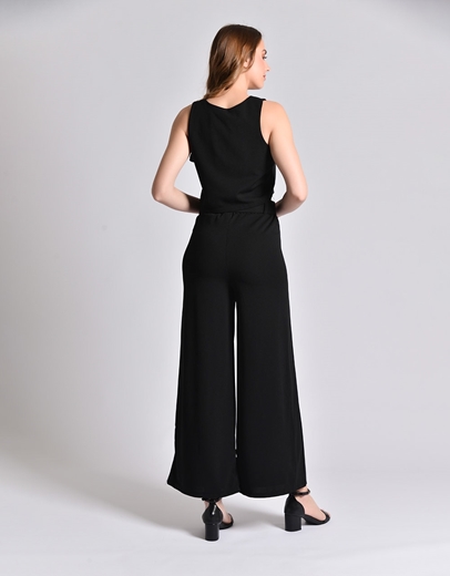 Εικόνα της Σετ ψηλόμεσο παντελόνι και αμάνικο crop top Μαύρο