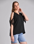 Εικόνα από Off shoulders μονόχρωμη μπλούζα με κέντημα Μαύρο