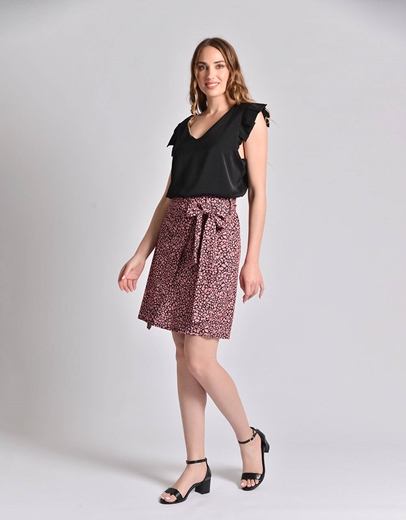 Εικόνα της Μονόχρωμη μπλούζα αμάνικη με βολάν στους ώμους Μαύρο