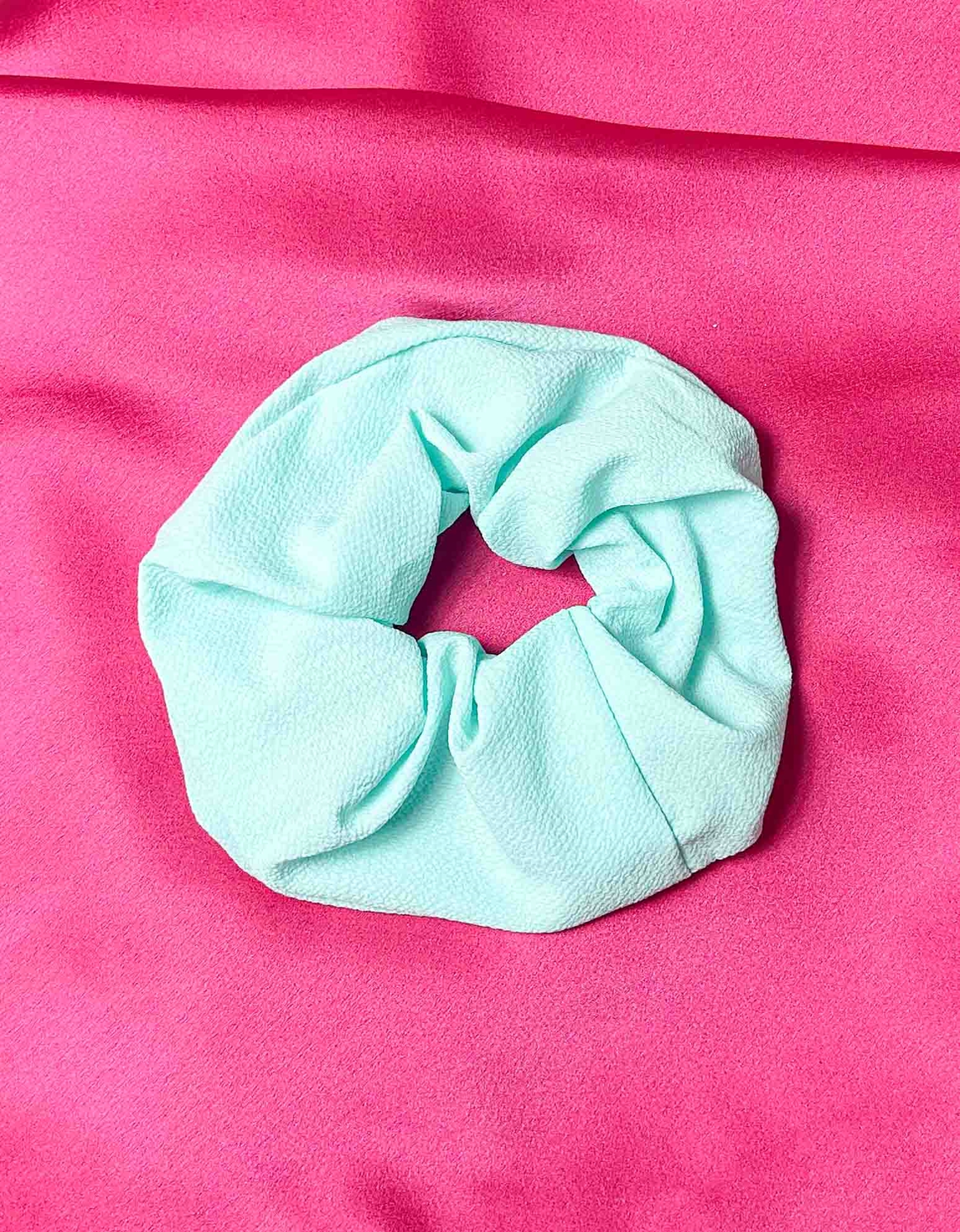 Εικόνα από Basic υφασμάτινα scrunchies μονόχρωμα Τιρκουάζ