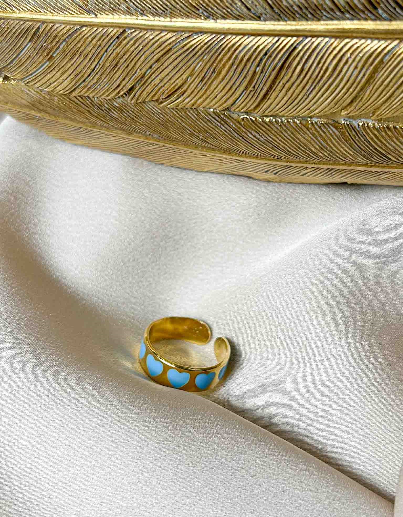 Εικόνα από Δαχτυλίδι με καρδιές από ανοξείδωτο ατσάλι Σιέλ