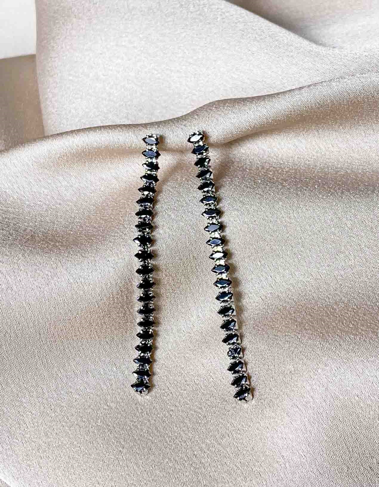 Εικόνα από Σκουλαρίκια με πετράδια από ανοξείδωτο ατσάλι Μαύρο