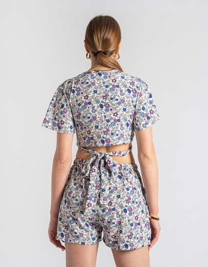 Εικόνα της Σετ σορτσάκι και crop top με print λουλούδια Λευκό