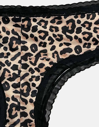 Εικόνα της Brazilian εσώρουχο με δαντέλα και χιαστί σχέδιο Λεοπάρ