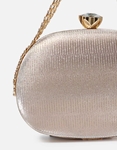 Εικόνα από Clutch με κλιπ πετράδι και χρυσές λεπτομέρειες Σαμπανί