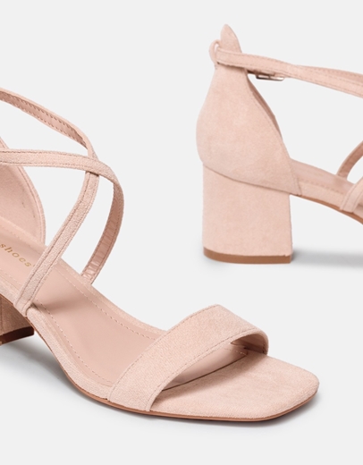 Εικόνα της Basic χαμηλά πέδιλα suede με χιαστί σχέδιο Nude