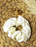 Εικόνα από Basic υφασμάτινα scrunchies μονόχρωμα Εκρού