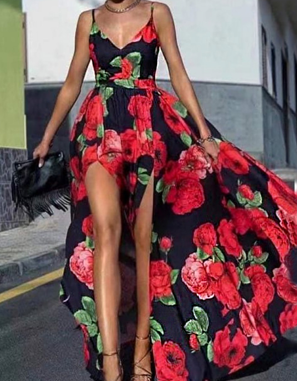 Εικόνα από Floral maxi φόρεμα με σκίσιμο στο πλάι Μαύρο/Κόκκινο