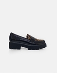 Εικόνα από Loafers λουστρίνι με print και διπλή σόλα Μαύρο