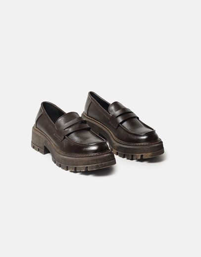 Εικόνα της Basic loafers με διπλή τρακτερωτή σόλα Καφέ