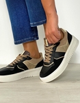 Εικόνα από Basic sneakers με διπλή ελαστική σόλα Μαύρο