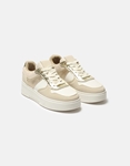 Εικόνα από Basic sneakers με διπλή ελαστική σόλα Μπεζ