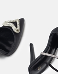 Εικόνα από Open heel σατέν γόβες με λεπτομέρεια από strass Μαύρο