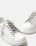 Εικόνα από Basic sneakers με κορδόνια από strass Λευκό/Ασημί