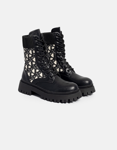 Εικόνα της Μποτάκια με κορδόνια και συνδυασμό υλικών Μαύρο