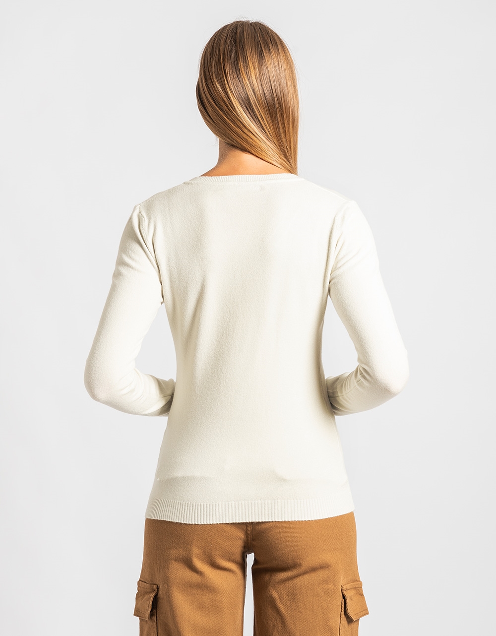 Εικόνα από Basic πλεκτή μονόχρωμη μπλούζα με V cut Μπεζ