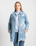 Εικόνα από Μακρύ denim jacket με φθορές και ξέφτια Τζιν