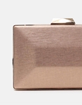 Εικόνα από Τσαντάκι clutch υφασμάτινο με μεταλλική αλυσίδα Σαμπανί